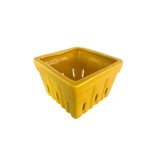 Vintage Inspired Ceramic Berry Basket #0291